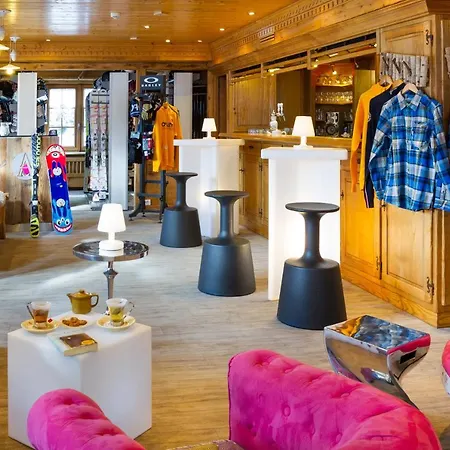 Le A By Neige Et Roc Hotel 3*