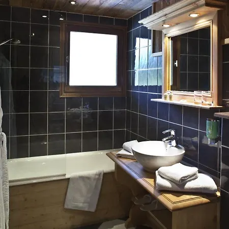 Hotel Le A By Neige Et Roc Morzine