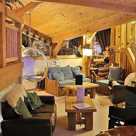 Le A By Neige Et Roc Hotel 3*